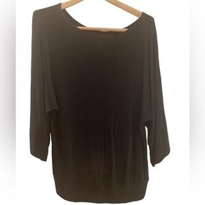 Chicos Travelers classic timeless Black 3/4 sleeve top in size 2 (10-12)